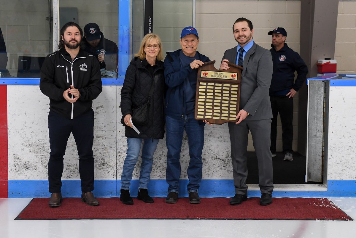 TheCCHL's tweet photo. Congratulations to @CPCANADIANS Daniel Vazzoler (@dvazzoler18) as he was named the recipient of the Annual Chris Messina Broadcasting Award 🎙️ prior to Saturday nights Bogart Cup opening game. 

📷 https://t.co/ijdDBvZ7QI https://t.co/9XUT3SQIkL