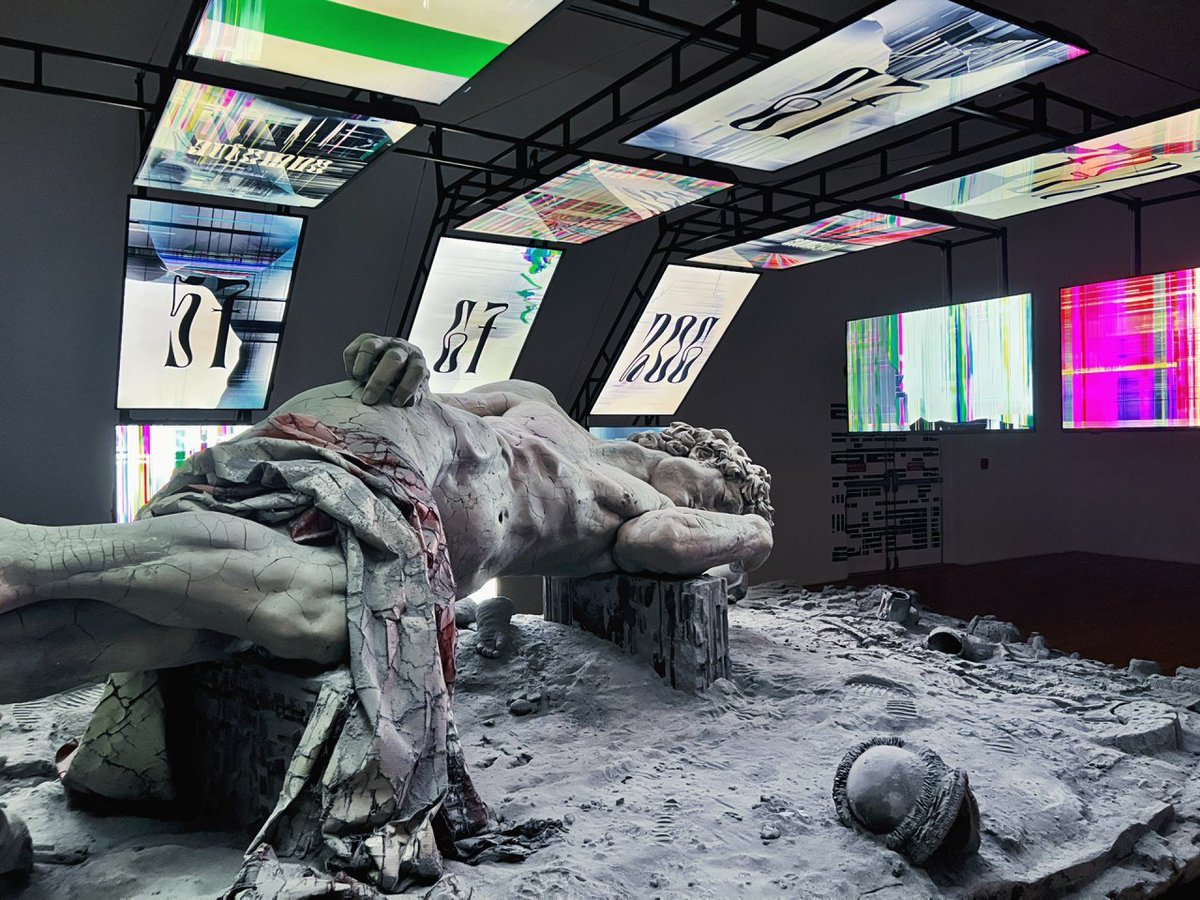 omardelrap's tweet photo. Miami-Space Future Exhibition🌔🚀|||Aktuelle neue Ausstellung~ -The Bass Art Museum🥰
Die Kombination von Zukunft und Antike zeigt die hohe Integration von Antike, Moderne und Zukunft. Als ich die Ausstellung sah, spürte ich den Geruch von Außerirdischen. [Wow R][Wie R] https://t.co/CXEEaZHp6g