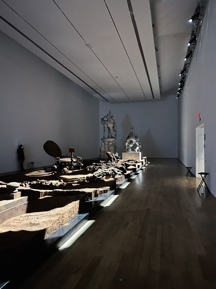 omardelrap's tweet photo. Miami-Space Future Exhibition🌔🚀|||Aktuelle neue Ausstellung~ -The Bass Art Museum🥰
Die Kombination von Zukunft und Antike zeigt die hohe Integration von Antike, Moderne und Zukunft. Als ich die Ausstellung sah, spürte ich den Geruch von Außerirdischen. [Wow R][Wie R] https://t.co/CXEEaZHp6g