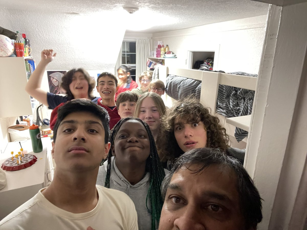 headofbrentwood's tweet photo. Alex Open House “slumber party” is a hit! #alexhouse #choosetobe https://t.co/TcOvodKsLL