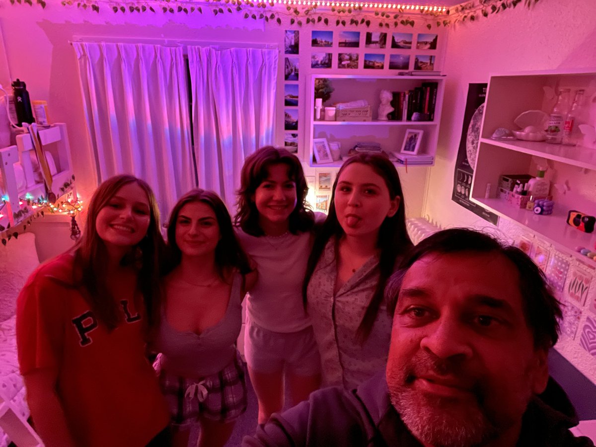headofbrentwood's tweet photo. Alex Open House “slumber party” is a hit! #alexhouse #choosetobe https://t.co/TcOvodKsLL