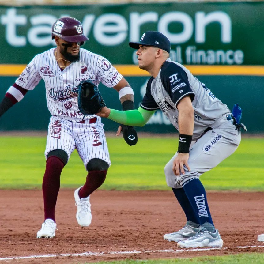 amoelbeisbol's tweet photo. ¡IGUALADOS!⚾🔥🤠
Los @SultanesOficial vencieron 12 carreras por 8 a los @AlgodonerosUL en el Estadio Revolución para emparejar la serie.
#Beisbol #Baseball #Sultanes #Algodonero #Laguna https://t.co/VbCzNhUgKX