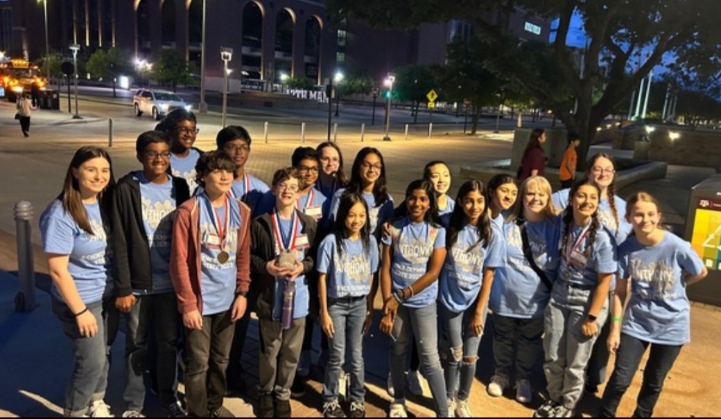 OffBrandMsFrizz's tweet photo. Long day for these kids. Bringing home 4 state medals, fun memories, and more experience for next year. We are so grateful for our incredible teammates and their awesome parents. Thanks for a great SciOly season! #nerdsRISE https://t.co/aq2EEhAShF