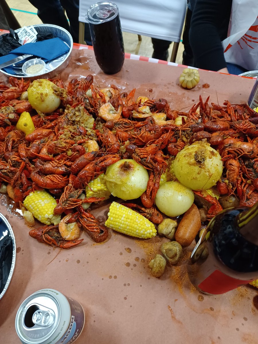 SportingDog_TV's tweet photo. Tonight's feast! https://t.co/NedSWUOxLI