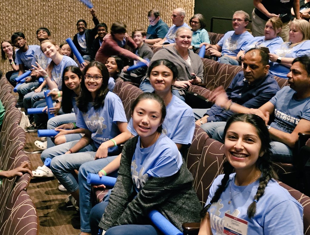 OffBrandMsFrizz's tweet photo. Long day for these kids. Bringing home 4 state medals, fun memories, and more experience for next year. We are so grateful for our incredible teammates and their awesome parents. Thanks for a great SciOly season! #nerdsRISE https://t.co/aq2EEhAShF