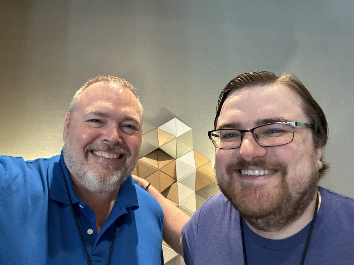 Fantasy4theAges's tweet photo. I taught this guy, back in the day, and helped get him hooked on fantasy. Great to see him (and his lovely wife) at the second JordanCon in a row. #JordanCon23 #fantasy https://t.co/X5S8sfB7HH