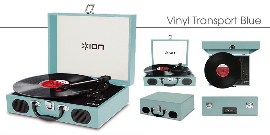 Facerecords758's tweet photo. ※"ion VINYL TRANSPORT Blue"
大人気販売中！電池駆動も可能、スピーカーもついてどこでも音楽を楽しめる、見た目もクラシカルなトランク型レコードプレーヤーです。

※名古屋店のみのキャンペーンです。

#ionaudio #ionvinyltransport https://t.co/56Omt38LWx