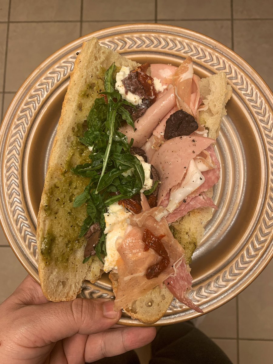pineapplefps's tweet photo. Tryna step up the sandwich game around here https://t.co/YI5oF4Boe8