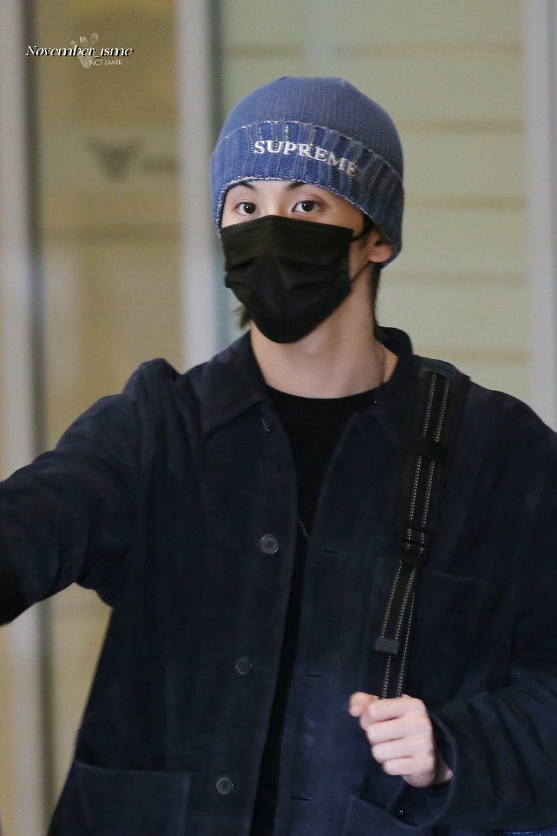 November_isme's tweet photo. 230423 ICN입국 HQ
#NCT #마크 #MARKLEE #마버블  
#NCTDREAM #엔시티드림 https://t.co/Ongs6rsZBR