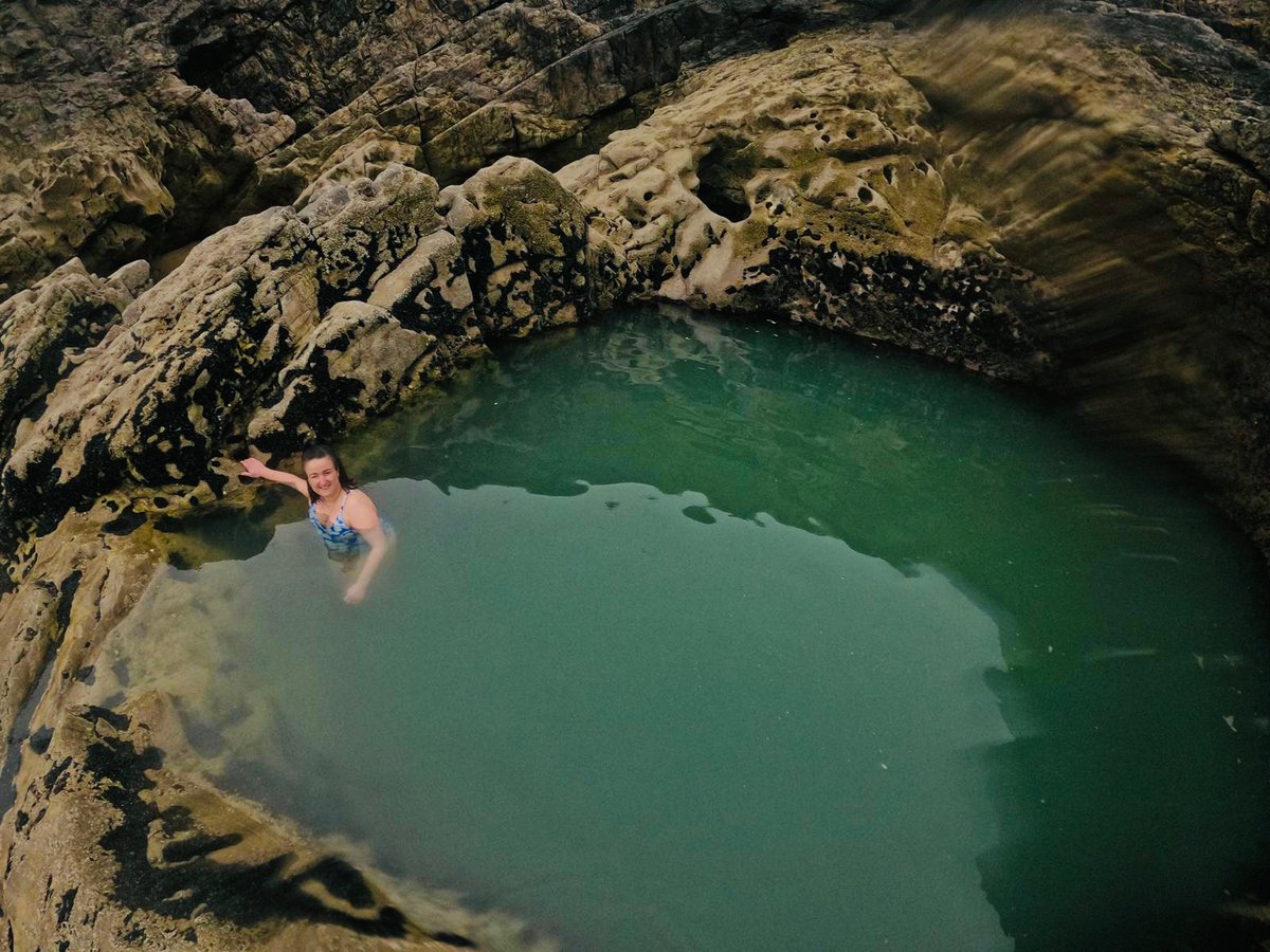 DanielleOlear13's tweet photo. The blue pool, Gower ☀️🌊✌️👍😎 https://t.co/GVuKFlQCWB