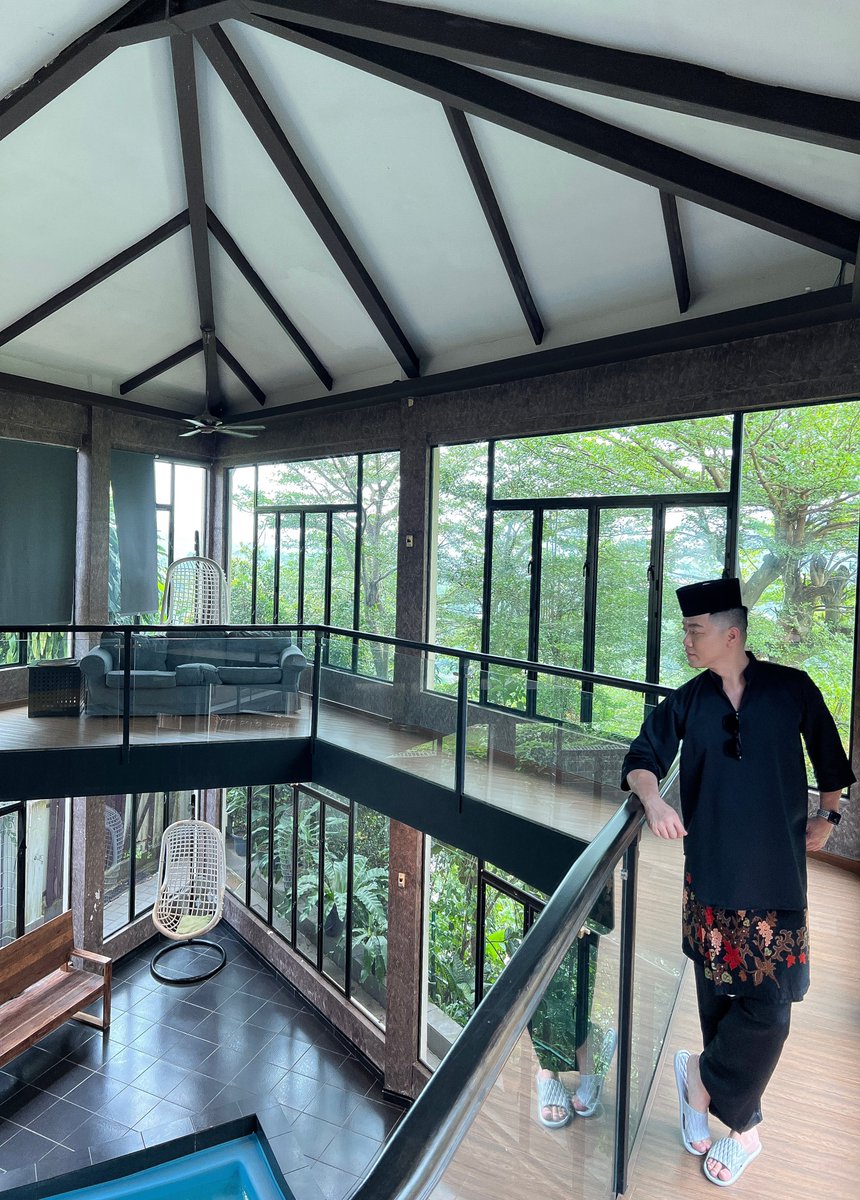 akusimpleguy's tweet photo. RAYA. Day 2 Konsep jejaka desa 😂 #teamhitam https://t.co/b2vtzhh0Fr