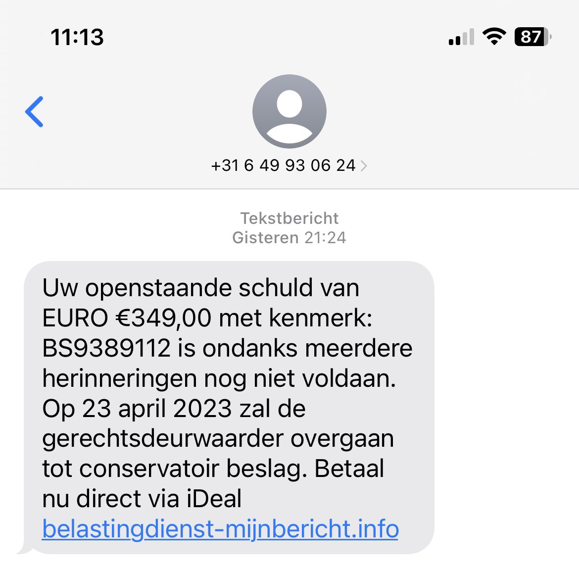 Nieme1's tweet photo. @Belastingdienst Hoelaat komt de deurwaarder vandaag? Dan zet ik vast koffie 🙂 https://t.co/NNAMocKzAX