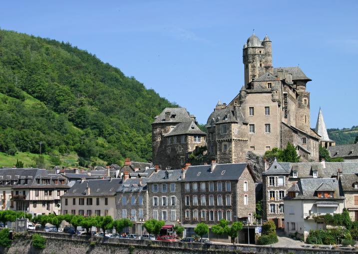 dimitridiastra's tweet photo. @PerseusLeGrand Estaing, Aveyron https://t.co/JhyvC6tLQN