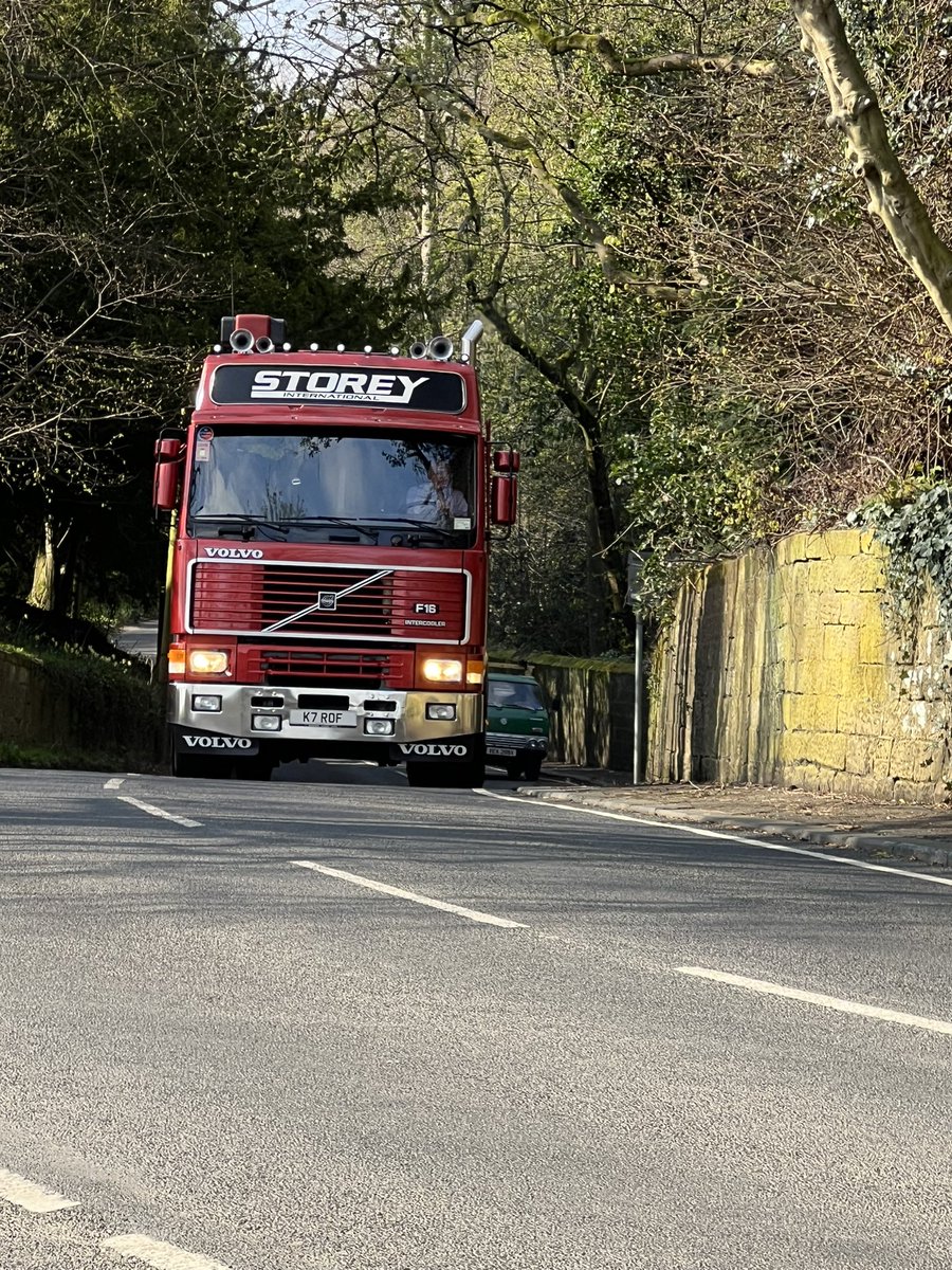 stewood10225's tweet photo. @TrucknDriver @LukeVernon @DMTruckPhotos @VolvoTrucksUK @ScaniaUK @dougierankine 
Northumberland Coast and Castle road run this morning https://t.co/AaAVmjfUaH