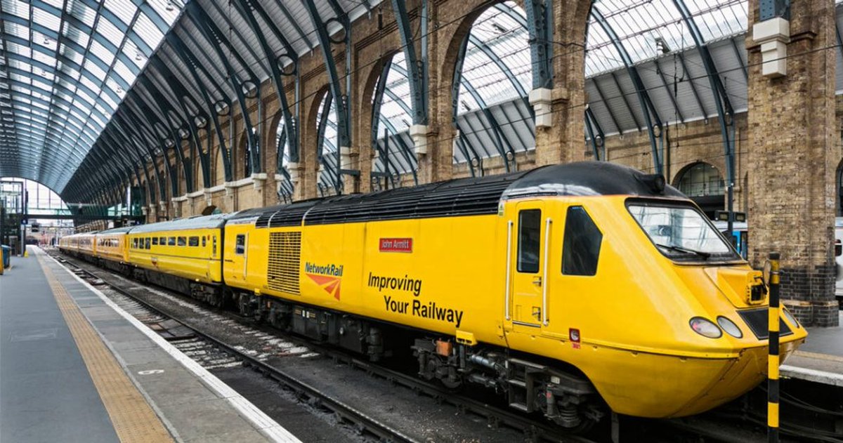 RBF1858's tweet photo. Our thanks to @networkrail who have donated incredible prizes to our #RailAuction
๐ Including walks over Ribblehead Viaduct and @TheForthBridges, tours of @NetworkRailKGX, @NetworkRailMAN, @NetworkRailGLC and a ride on the #NewMeasurementTrain!
Bid โก https://t.co/5WRVkMfHVX https://t.co/uTVmxq8zhW
