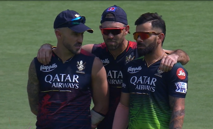 CricketInsight3's tweet photo. If this doesnt excite you i dont know what will..
FAF MAXI KOHLI
@RCBTweets #RCBvRR #RRvsRCB #ViratKohli #FafDuPlessis #BeVeryScared https://t.co/N4ja2dW1TM