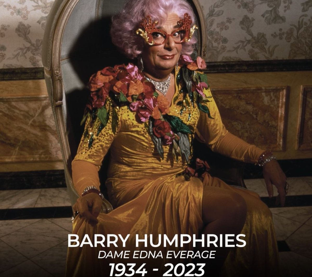 Grew up with this legend. Not literally. R.I.P #barryhumphries thank you for your genius ❤️