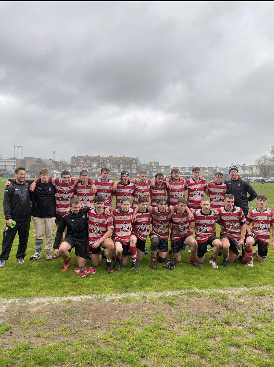 On Saturday our Under-16s took their first steps into colts rugby as they faced a strong Teignmouth U-17 side.

At a rain soaked Queen’s Park they performed magnificently to record a 29-12 victory

The future’s bright for rugby in the Bay.
🍒🏉🍒🏉