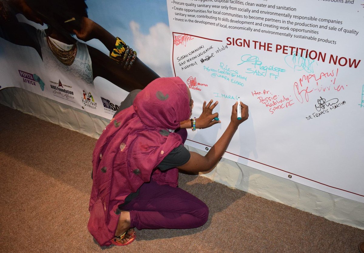 SylvaArmel's tweet image. On this International Menstrual Hygiene Day we are calling for free sanitary wear for everyone who needs it.
#HappyFlow #ExpectRespect @SexRightsAfrica