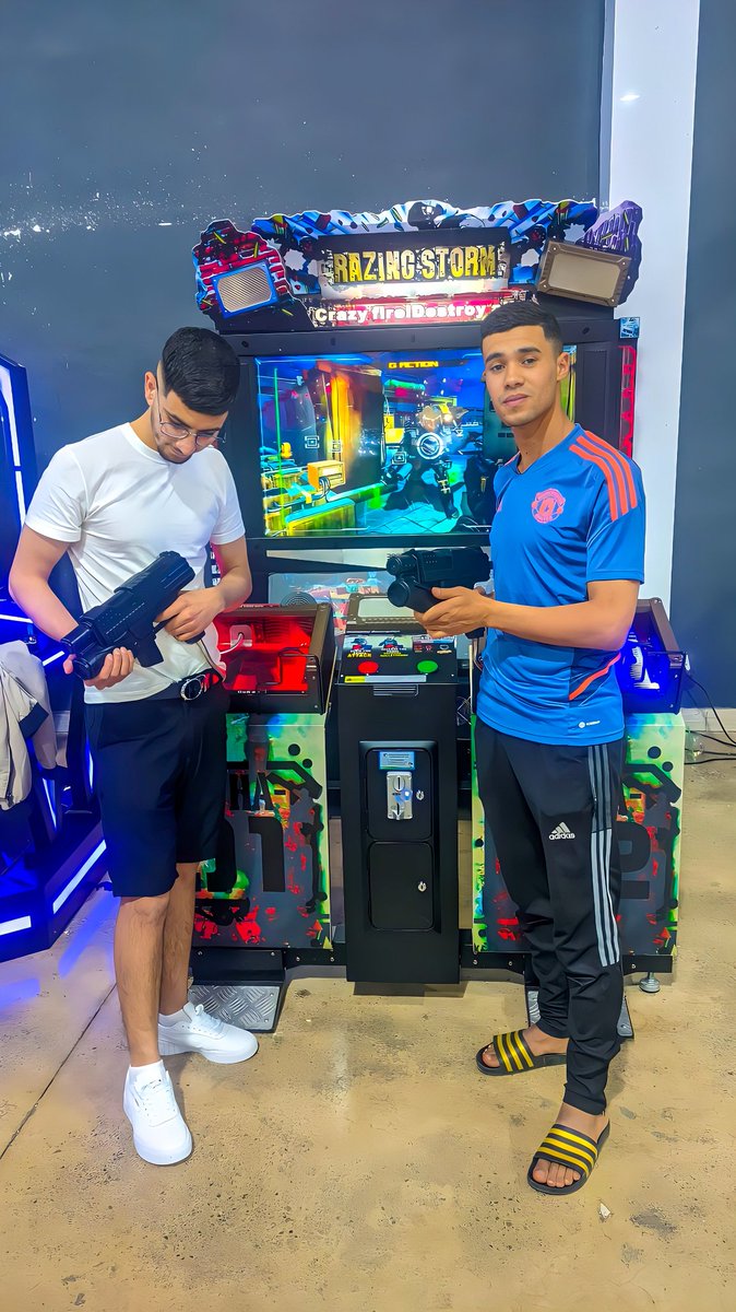 zakiGLE's tweet photo. We play while we are young😎😆 https://t.co/ssByO0yBHT
