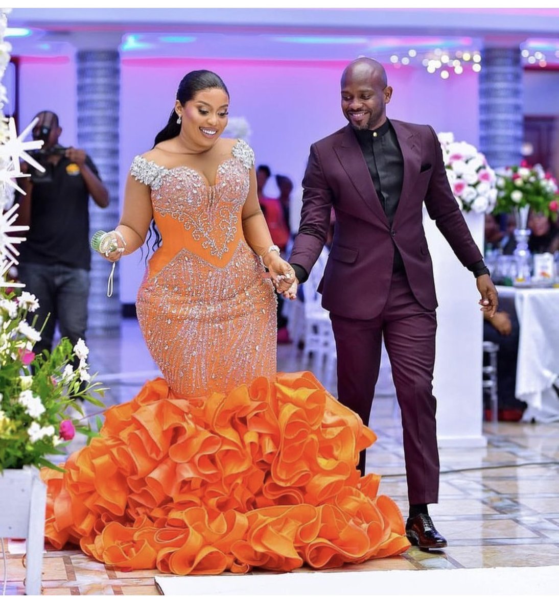 AdellaTillya's tweet photo. Hii Couple imenifunza kitu Kuanzia Leo Nitakuwa nasoma DM🙈🤣🤣🤣🤣🤣DM Ziheshimiwe!👩‍❤️‍👨@georgeambangile MTAFIKA MBALI https://t.co/IpKFL9ov6Y