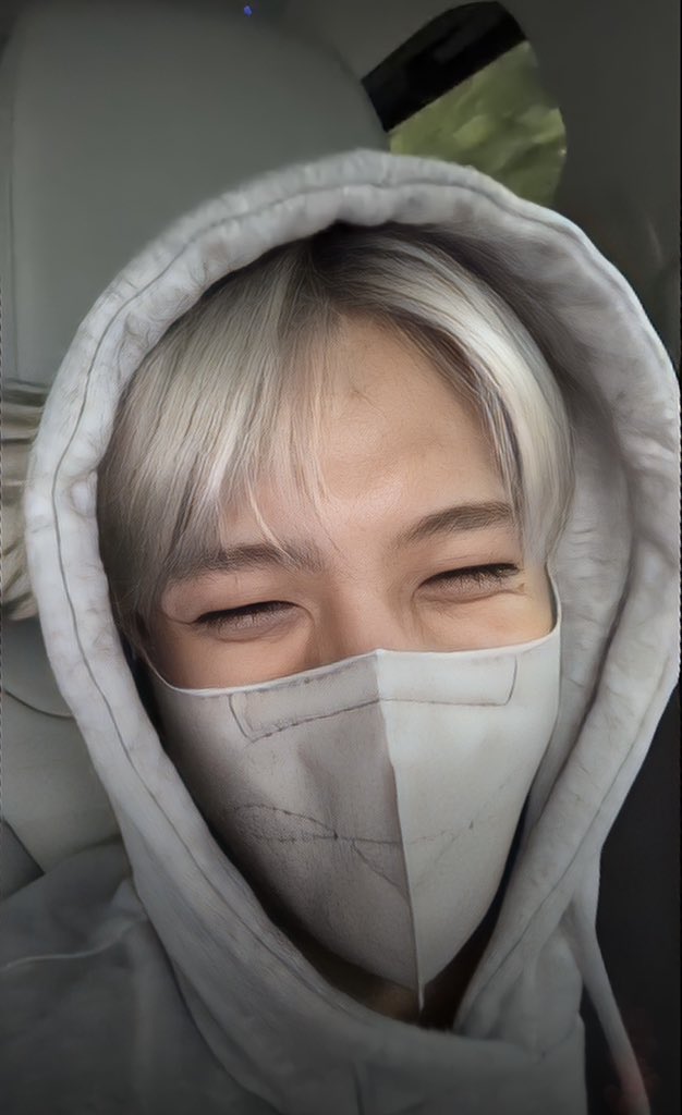 Jenowsiee's tweet photo. GIVE AWAY !

Karena Jeno live ig pertama kali di Instagramnya, aku mau bagi saldo 23.400 buat 2 orang

Rules :
- RT  aja

End : today, 23.04 https://t.co/zw23EKPBrw