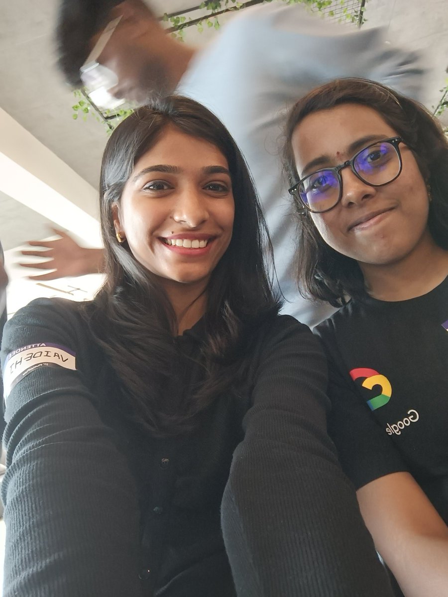 coder_flash's tweet image. Attending Meet-up of @flutterflow  today 🎉🎉

@ssharanyab 🥳