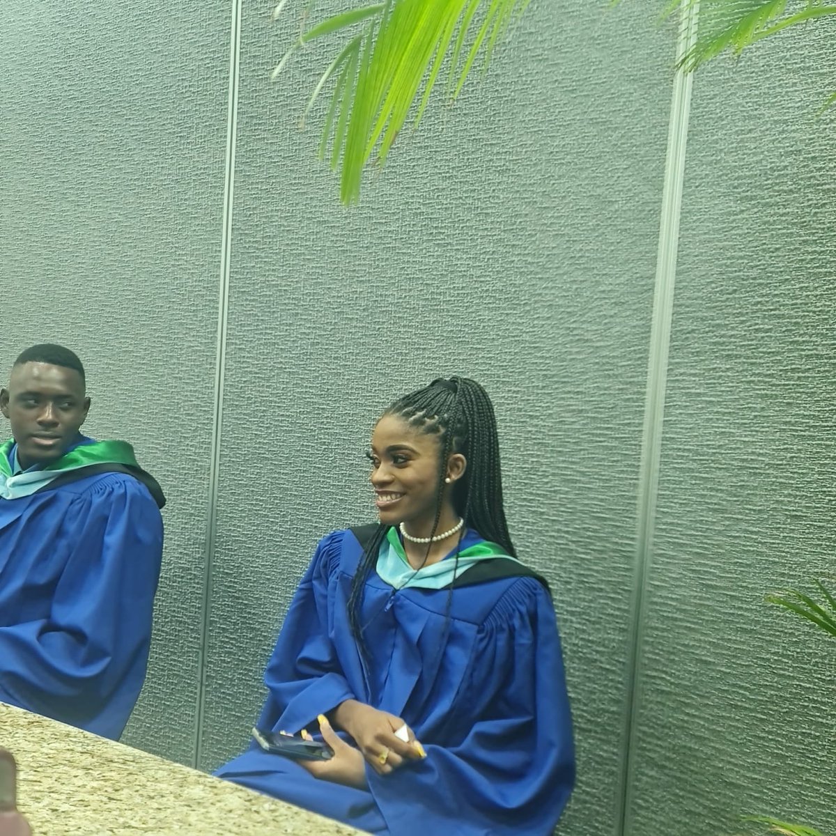 Aennod's tweet photo. So I finally graduated and with first class honours at that fought tooth and nail, cried many a tear but we herecry https://t.co/TN33unpfFv