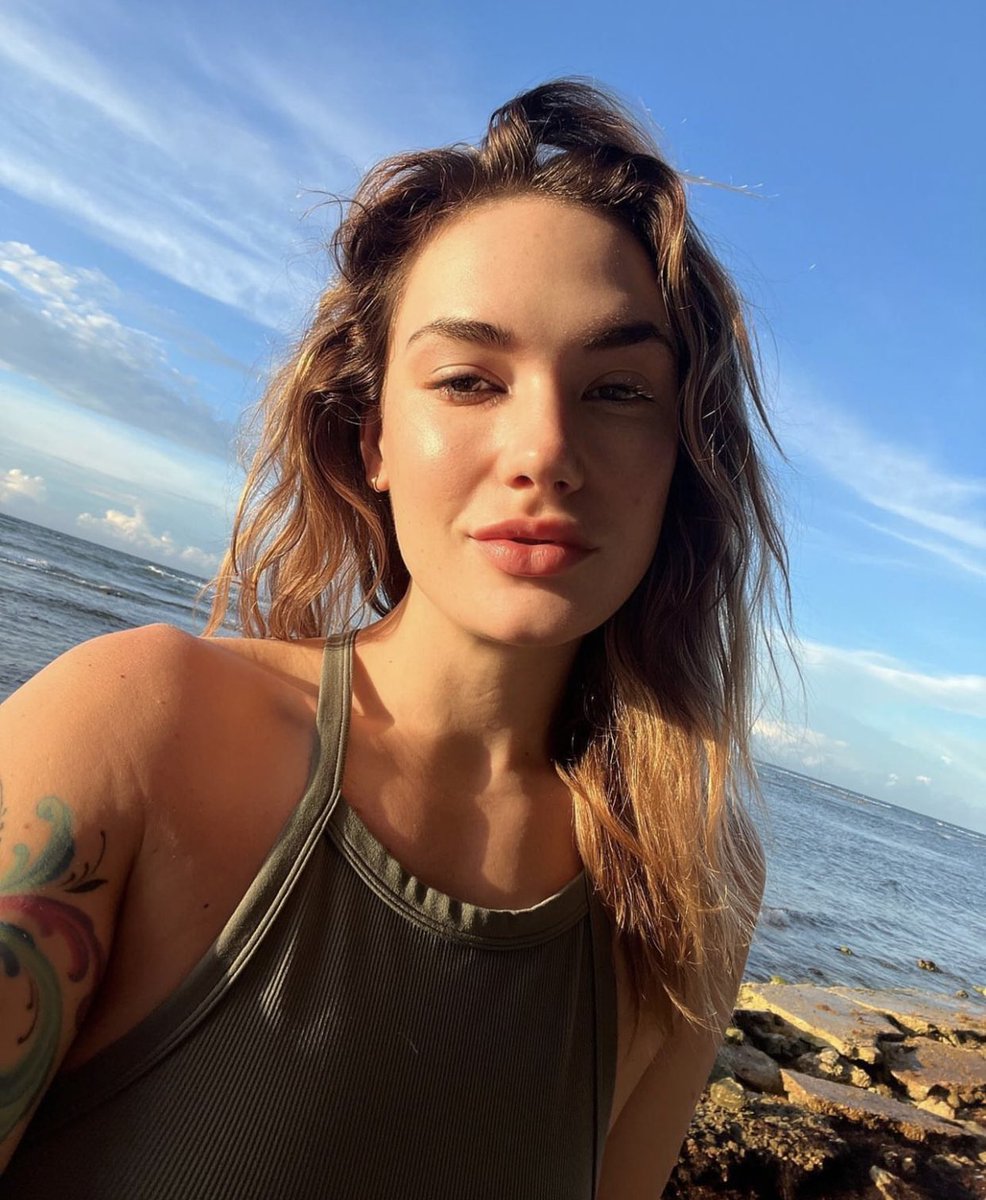 Candice68744's tweet photo. Beauty ✨ 🌞  keep the smile up 😊 ❤️❤️ https://t.co/zFz3IAR4Ro