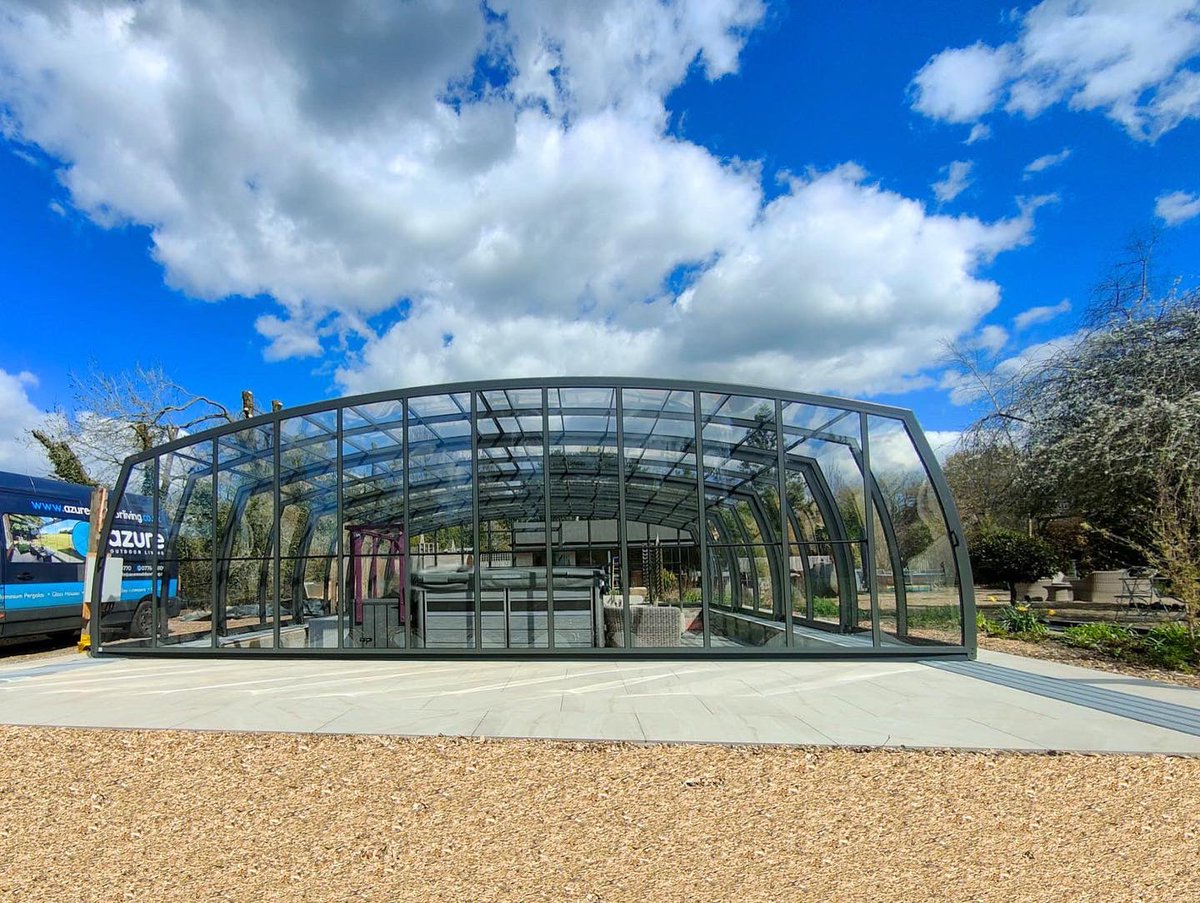 azurepergola's tweet photo. Huge retractable enclosure installed at a beautiful home in Norfolk
π· Retractable Enclosure 9m x9.5m finished in DB703
π https://t.co/PhxcVH9wqp
π§info@azureoutdoorliving.com
π 01362 470770
#azureoutdoorliving #retractablepoolenclosure #swimspaenclosure #poolenclosure https://t.co/DPpy7mbnk9