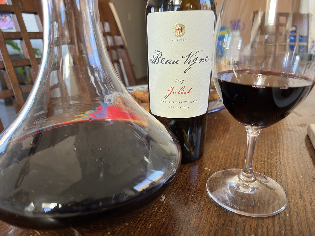 beardybeats's tweet photo. The @BeauVigne Juliet from 2019 features big fruit forward nose, smooth mouth feel with luscious cherries and black fruit flavors, some slight stoniness in there as well - great grapes with well balanced tannins, a pleasure to drink! #wine https://t.co/3cXhiCZSSQ