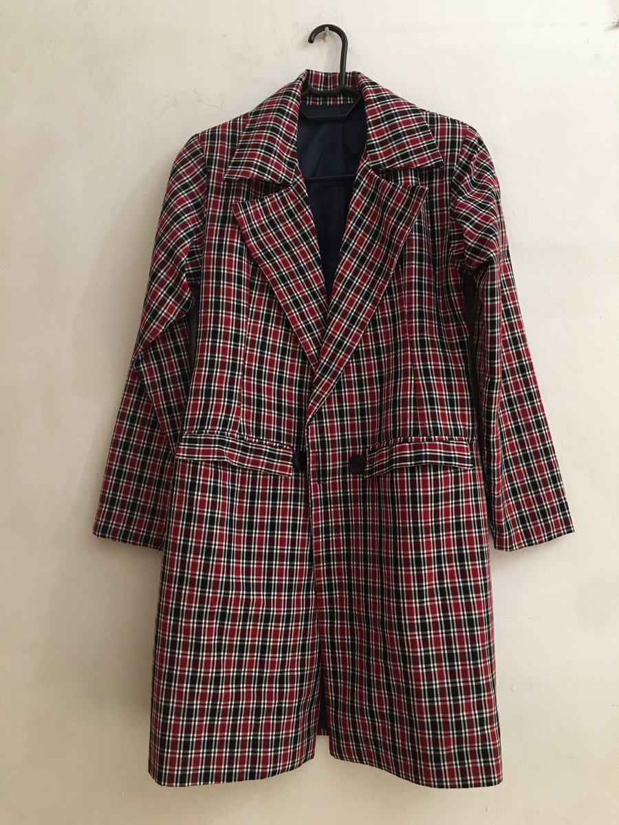 letitsnowonline's tweet photo. Snowear Jacket 
M350
Size 6
Excellent Condition
Cash on delivery
Delivery around Maseru Downtown https://t.co/rfT10x9l5S