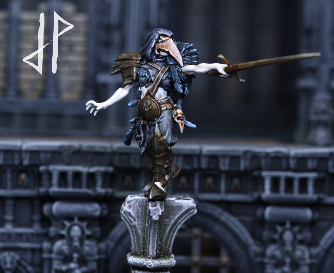 More #cursedcity models. This time my take on the #vyrkosbloodborn The originals are very cool but I liked the idea of some raven themed versions. The corvus cabal kit with some arm swaps and a suitable undead paint scheme made it quite simple! 

#PaintingWarhammer