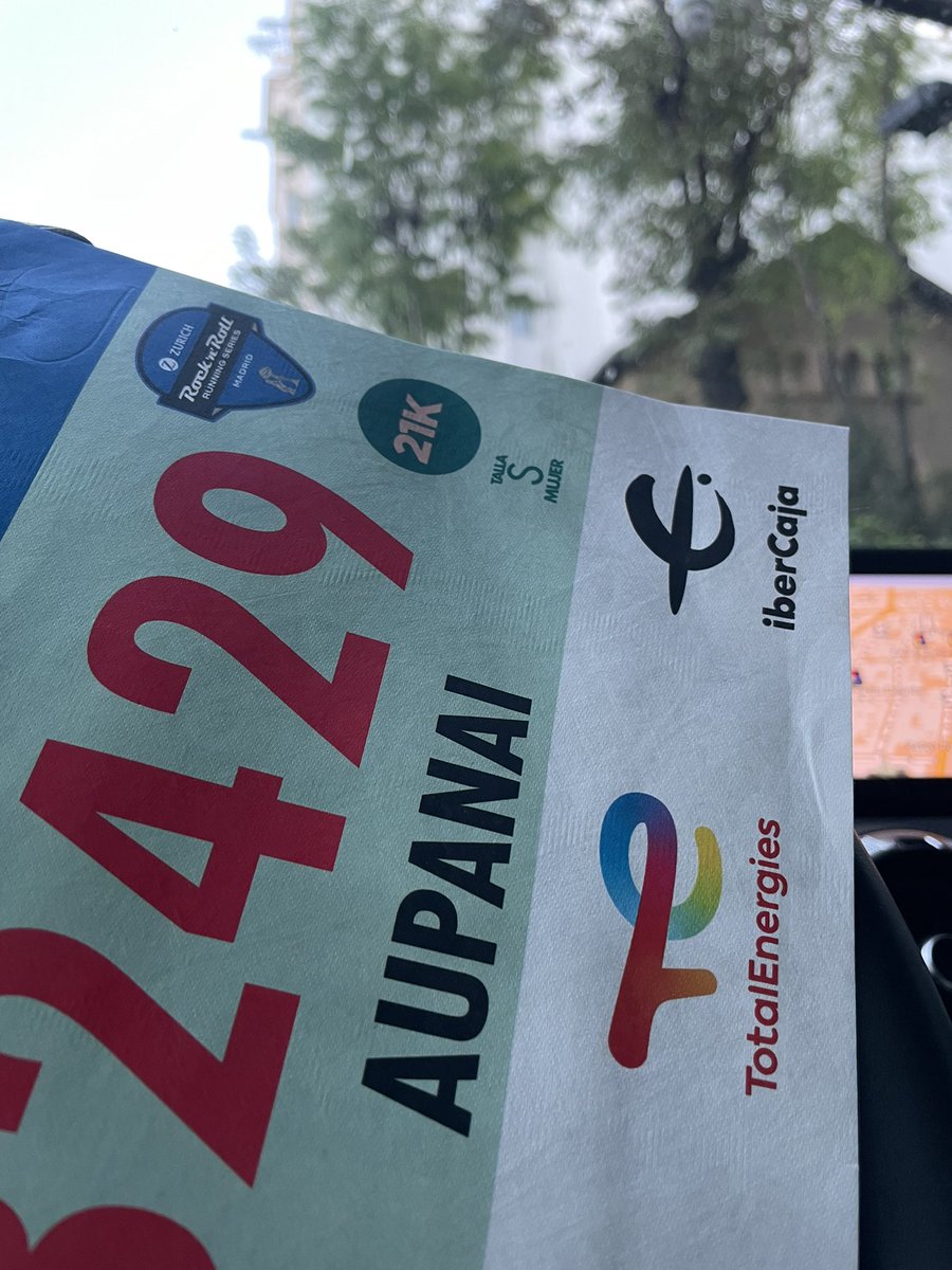 Hoy acompaño a una amiga en la primera mitad de su maratón… estoy más nerviosa por hacerlo bien que cuando corro para mi misma 😂😂😂😂

<a href="/RNRmadmaraton/">Zurich RNR Running Series Madrid</a> <a href="/AD_MAPOMA/">MAPOMA</a> #LetsRock