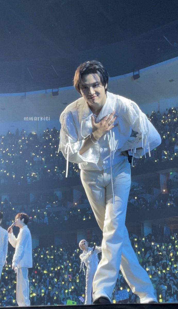 lei ʚ♡ɞ luvs mark tweet media