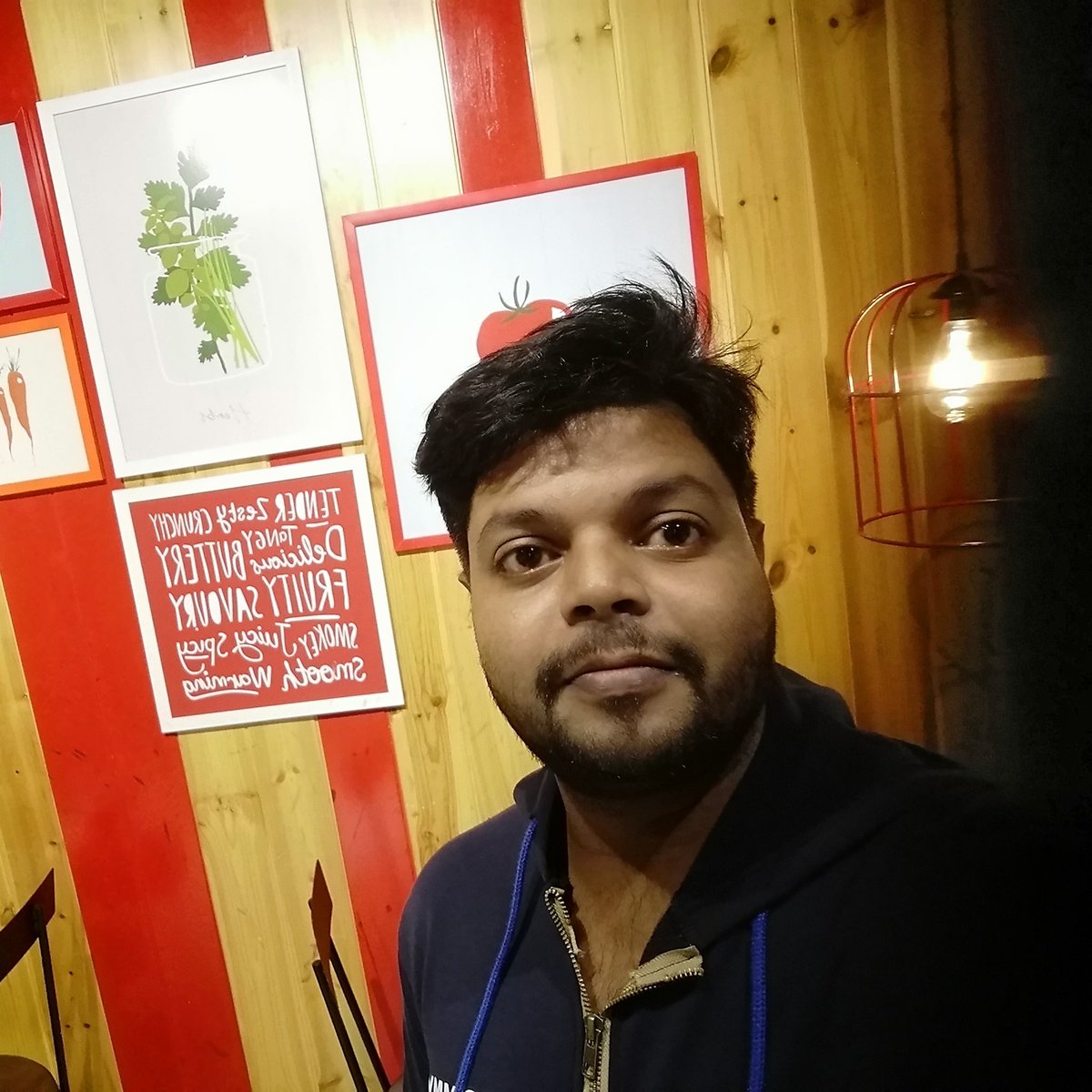 WikiBoy6's tweet photo. #NewProfilePic https://t.co/mG6WzfAaww