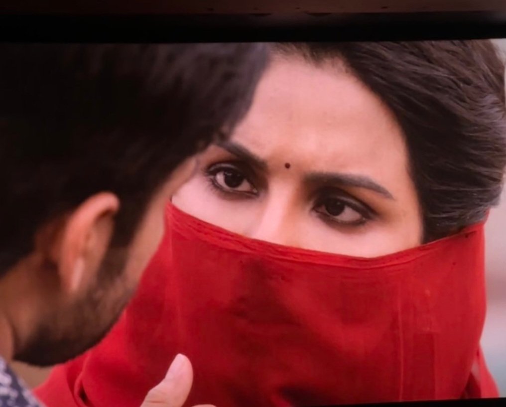 Malleshdatrika1's tweet photo. Awesome picture #Virupakasha Mind blowing performnance #SamyukthaMenon #SamyuktaMenon Best Screeplay  #Sukumar Good action thriller story #KarthikDandu Best films in 2023 #Tollywood @IamSaiDharamTej https://t.co/YVWf7nnD7k