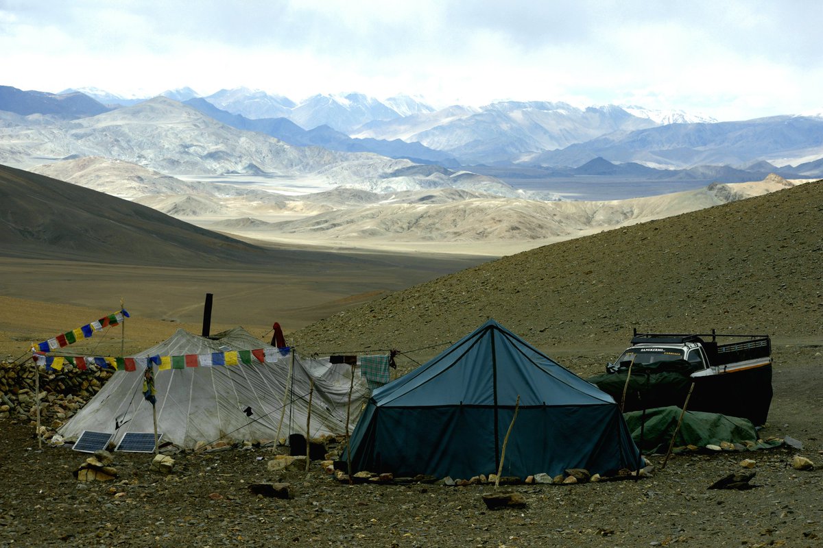 lobzangncf's tweet photo. Nomadic tent at changthang UT Ladakh! https://t.co/l0uFNWISFd