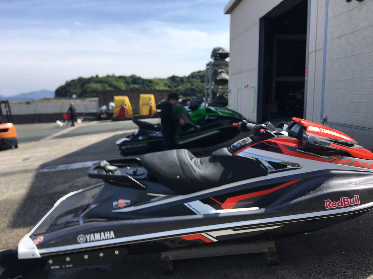 0420M06's tweet photo. 水上オートバイ運転楽しい https://t.co/c4cJjJM7Rx
