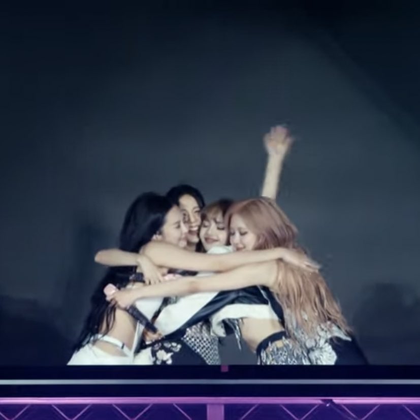 BBU_BLACKPINK's tweet photo. THANK YOU BLACKPINK!!!

PINKCHELLA IN YOUR AREA
#BLACKPINKxCoachella
#PINKCHELLA @BLACKPINK https://t.co/EMY6OcRtHG