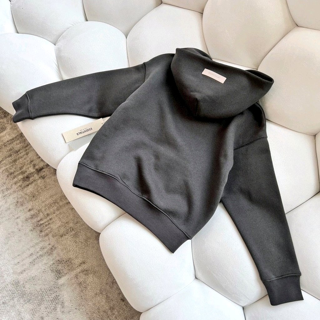 DesignerPlugZA's tweet image. Essential 2 piece set is available
@DesignerPlugZA

Delivery takes 3 days nationwide for R100
To make an order send me a message on WhatsApp 0634193871