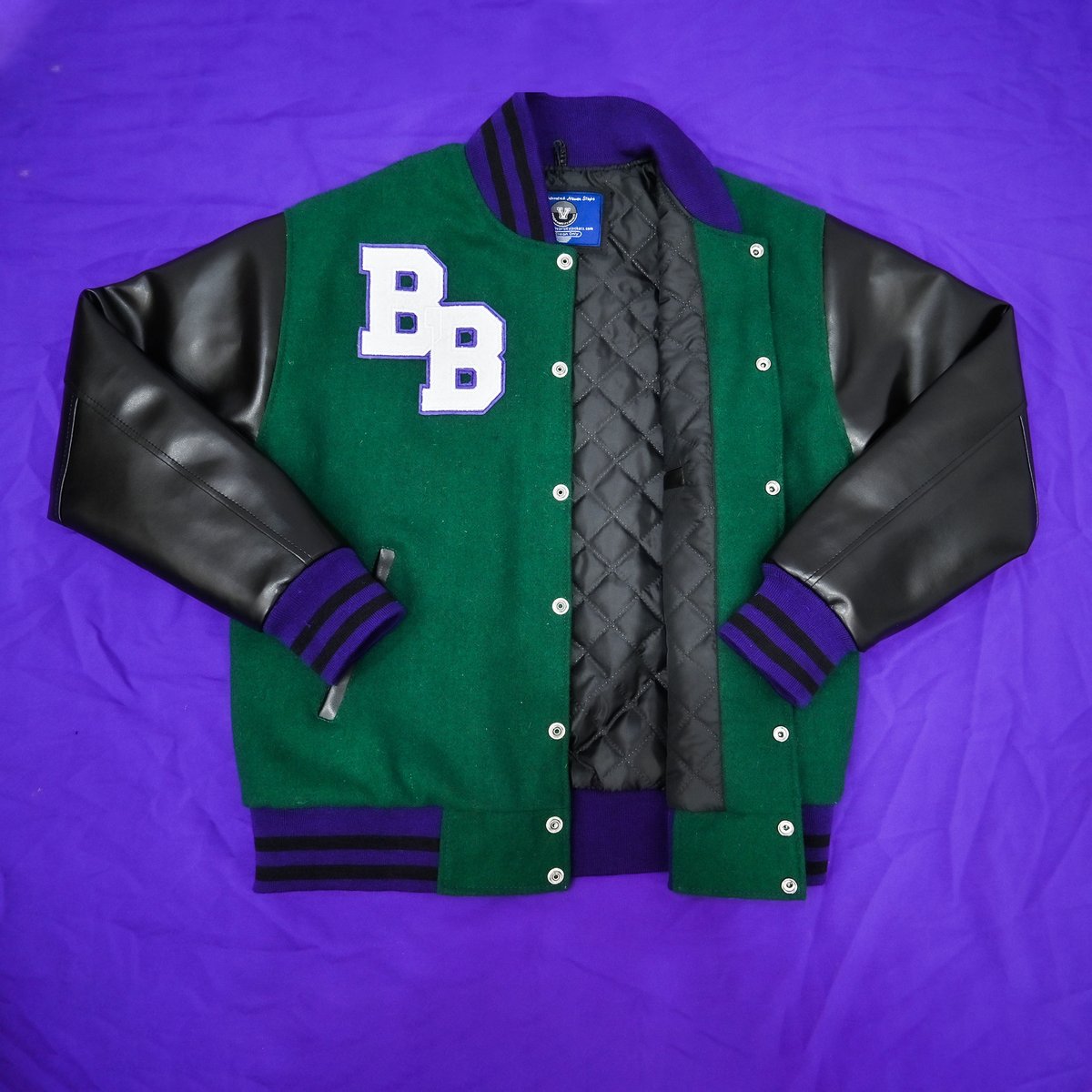 designjackets's tweet image. Make a statement with a custom Letterman Varsity Jacket. Choose your style - colors, materials, designs, and add-ons. 🔥💥 #personalizedjacket #fashioninspo