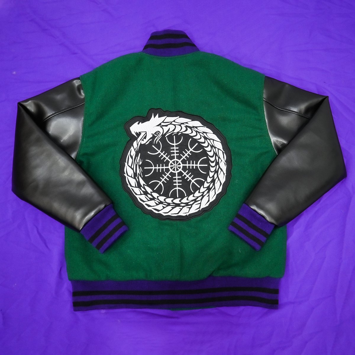 designjackets's tweet image. Make a statement with a custom Letterman Varsity Jacket. Choose your style - colors, materials, designs, and add-ons. 🔥💥 #personalizedjacket #fashioninspo