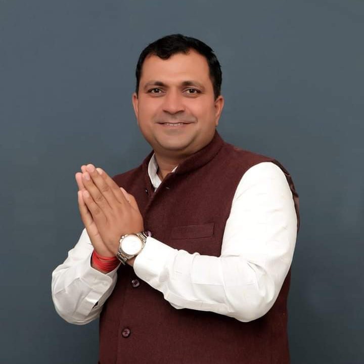 NaveenBunty4BJP's tweet photo. #NewProfilePic https://t.co/0ASWwyp8cL