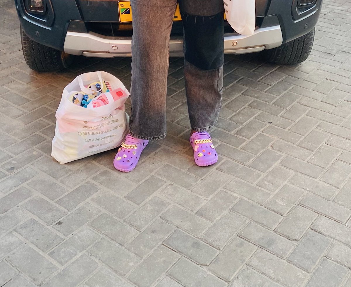 crocskali's tweet image. Crocs weather ⛈

Tune in! 🛼🛼🛼 @crocskali 

☎️ : +255769928320
💌 : crocskali@gmail.com

Nationwide delivery 🚚 
#crocscomfort  #crocszn 

@itshappie @MijuLee_Tz