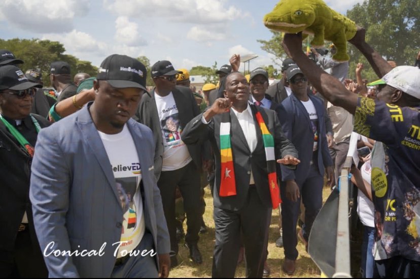 Tinoten53374277's tweet photo. Only enemies of progress like CCC keyboard warriors deny that President ED Mnangagwa is a hardworking President, If you look at these projects which were done in less than 5 years you will see the reason why I'm going to vote ED.

#GARWE NDORIDA KUPIKA NAMAI VANGU https://t.co/Y06YMLF74Y