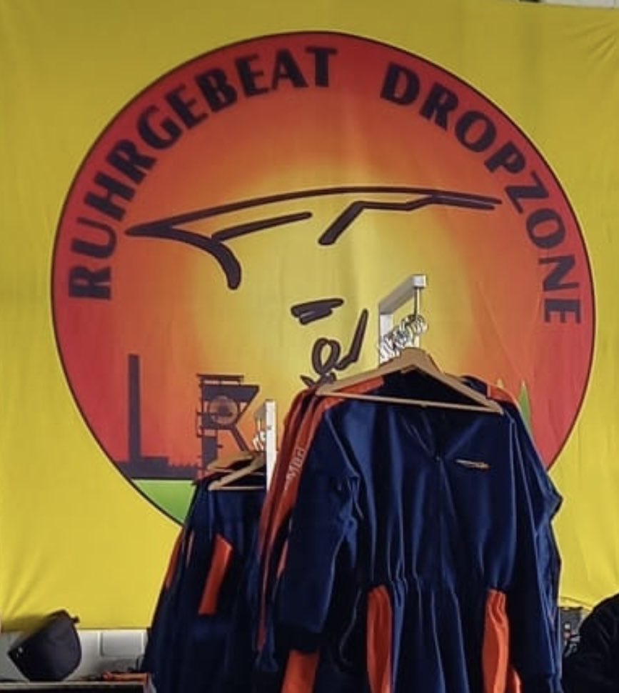 huettermann's tweet image. #dropzone 🪂