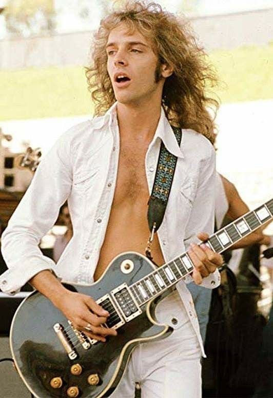  Peter Frampton is the consummate musician. Happy Birthday, Peter !!   