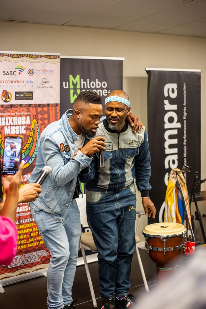 PhilaMadlingozi's tweet photo. Me and my nigga!!! https://t.co/dmBQGlxbVW