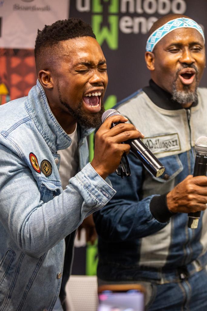 PhilaMadlingozi's tweet photo. Me and my nigga!!! https://t.co/dmBQGlxbVW
